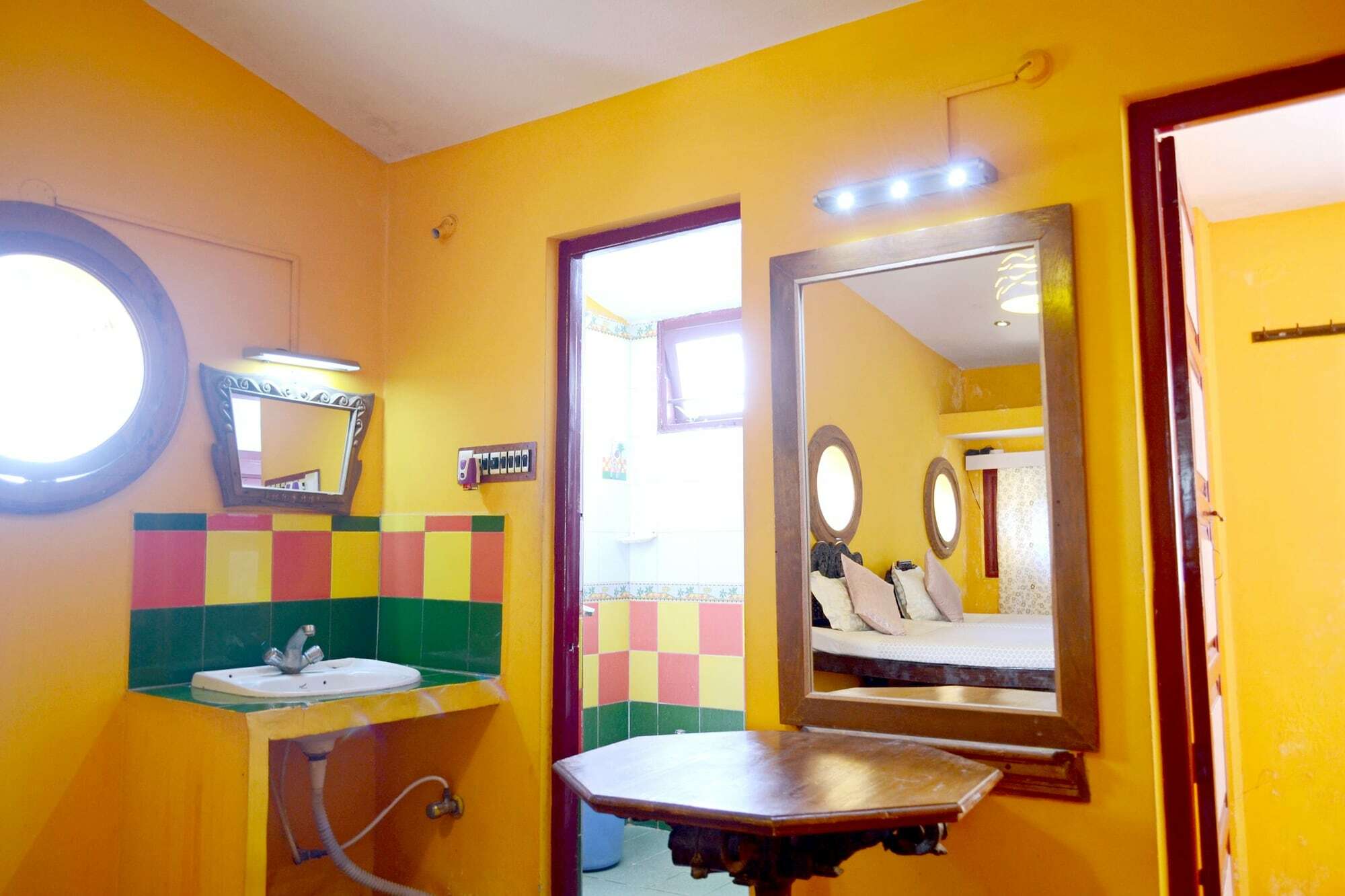 A La Villa Creole Пондичерри Экстерьер фото